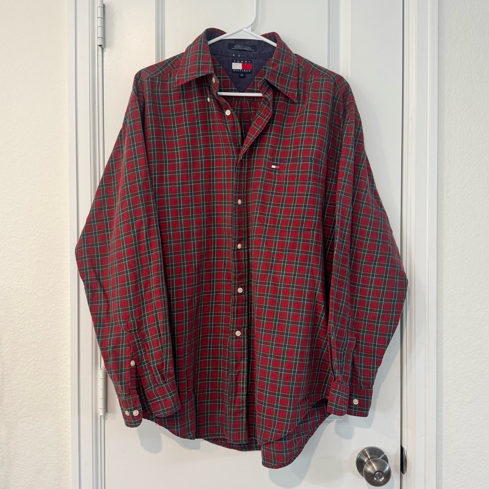 Tommy Hilfiger Men's Classic Plaid Button Up Shirt Size M